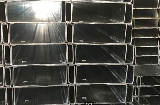 襄陽遠(yuǎn)大彩鋼盤點(diǎn)：Z型鋼和C型鋼有什么區(qū)別？